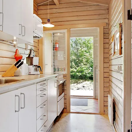 Nyaraló Cozy Log Cabin Retreat-By Traum Oksbøl