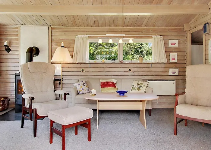 Cozy Log Retreat-by Traum * Oksbøl