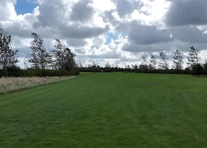 Cozy Log Retreat-by Traum Oksbøl